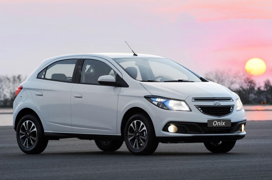  Chevrolet Onix 2012 года  (фото 41 из 113)